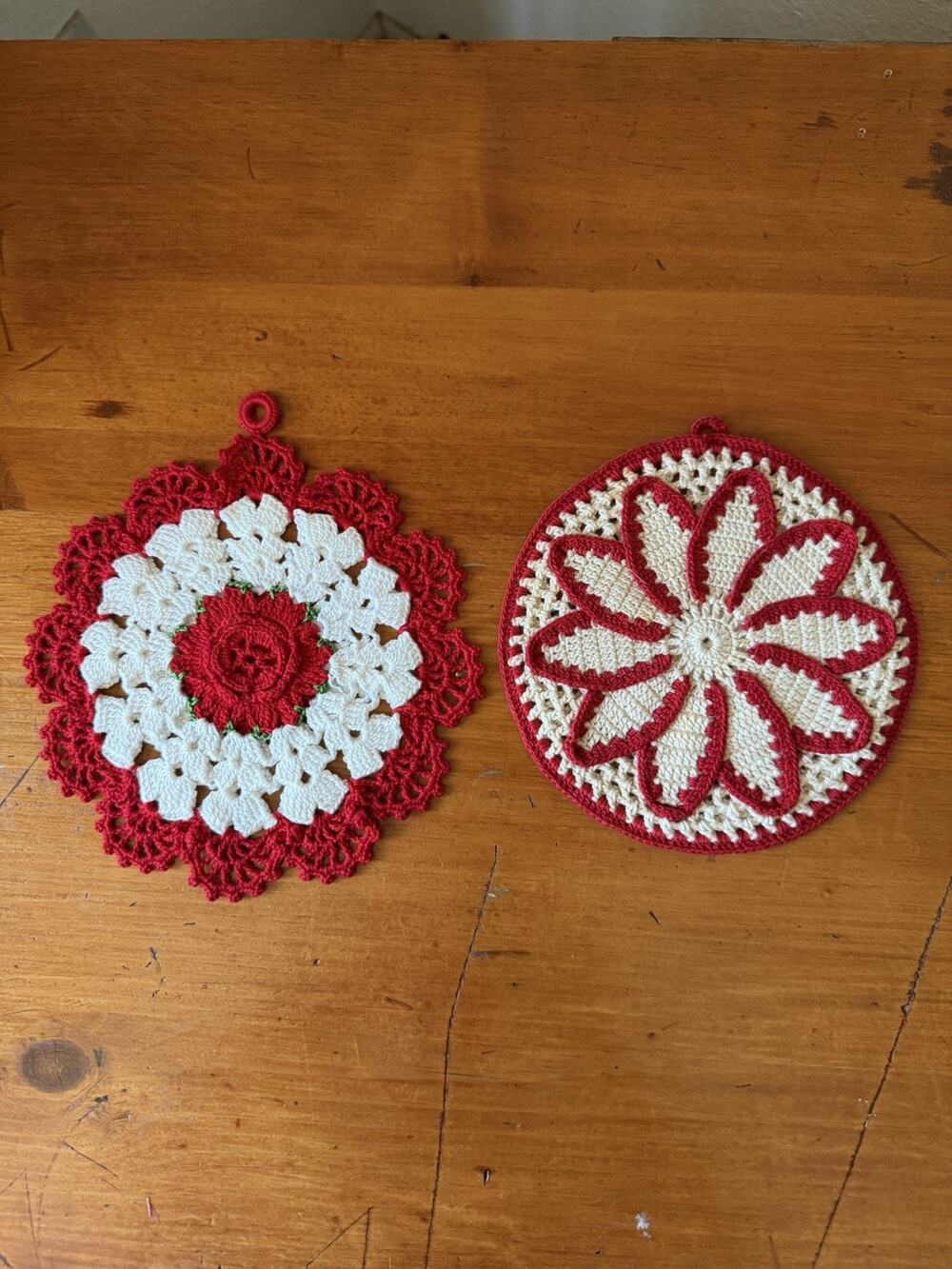 Vintage Crochet Floral Hot Pad Trivet Set Red White Handmade Kitchen Decor Pair